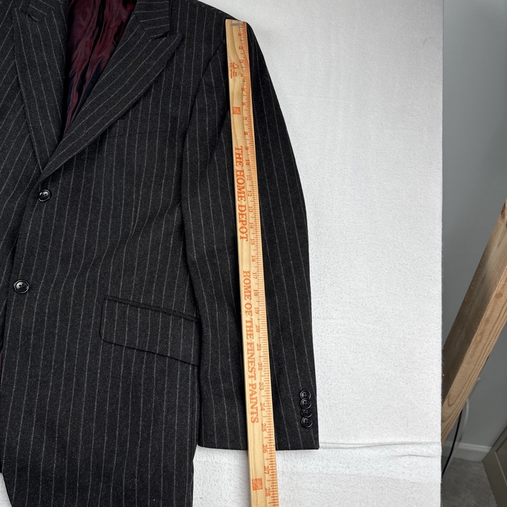 Banana Republic Wool Nylon Blend Chalkstripe Dark Gray Blazer 44R Peak Lapel - Picture 4 of 13